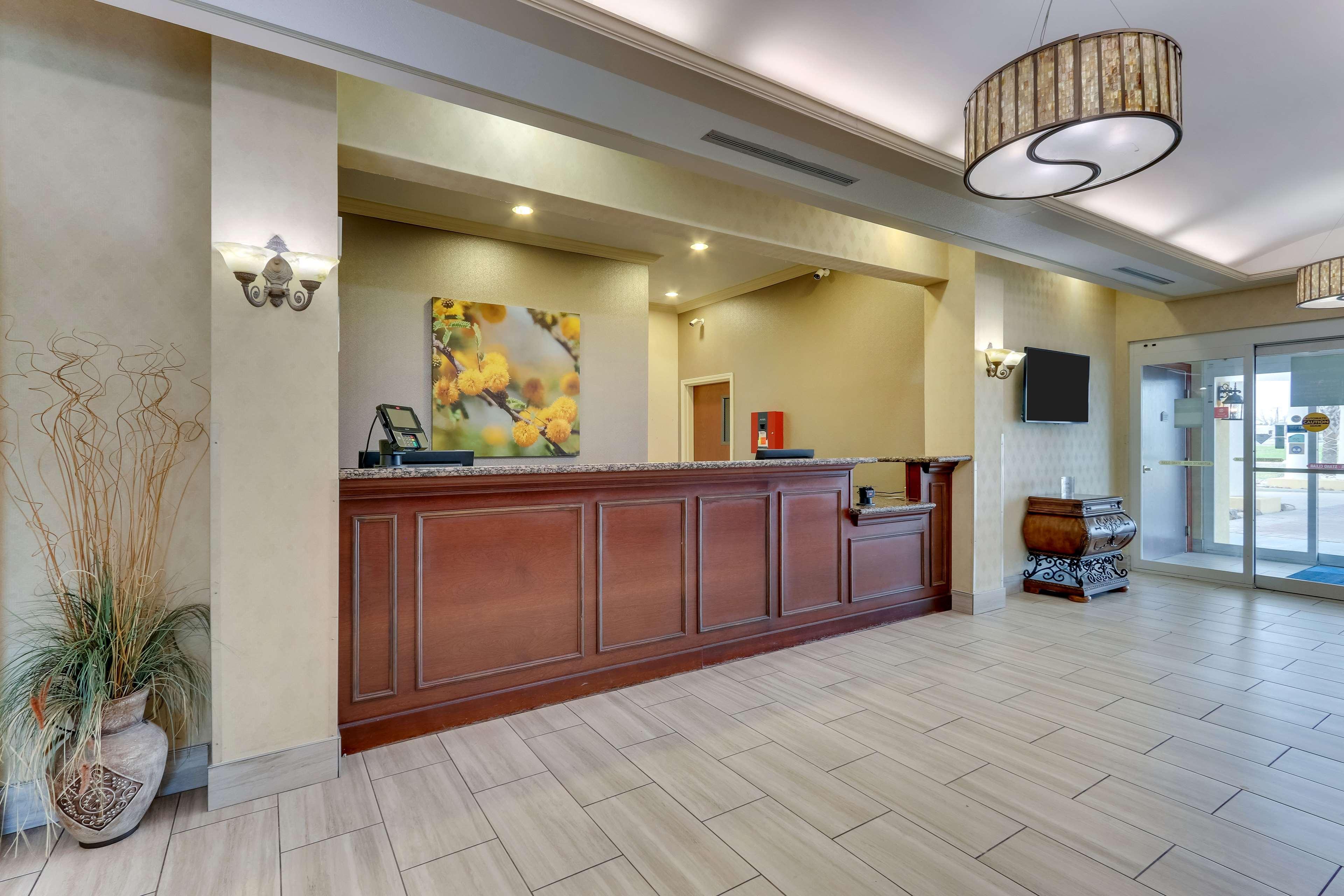 Comfort Inn & Suites Waco Bagian luar foto
